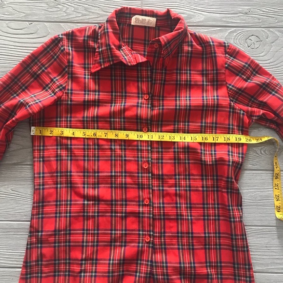 SPIN UNION LABEL Red Plaid Button Down Vintage Blouse - Picture 4 of 8